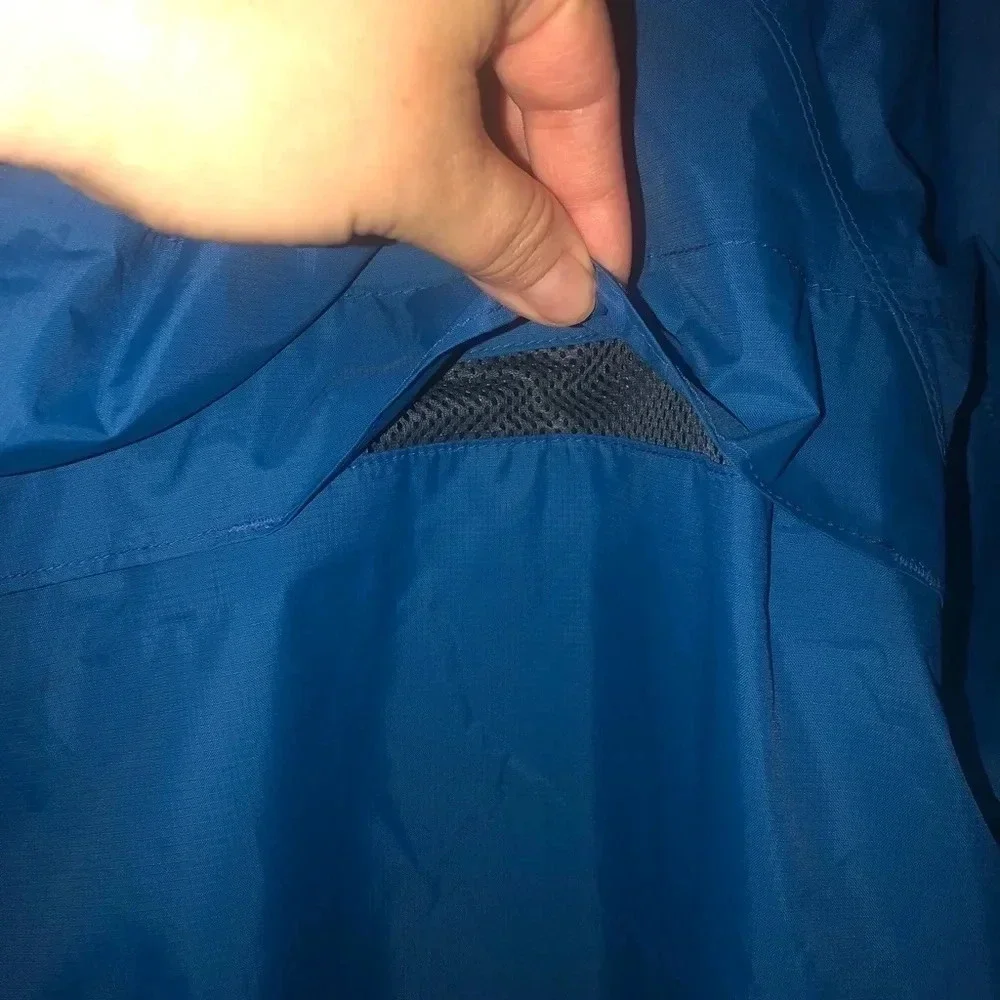 Columbia blue Hooded jacket all weather wind breaker water repellent Gorpcore